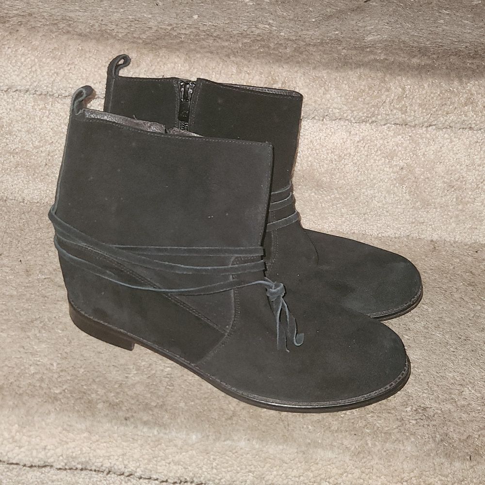Vero Cuoio Suede Leather Ankle Boots 9.5 Italy